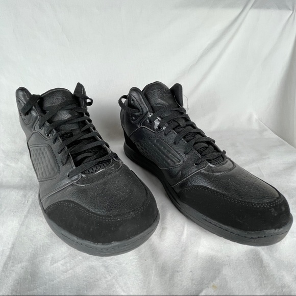 NWOT TredSafe Hooper Slip-Resistant Work Shoes Mens 8.5 - Picture 2 of 7